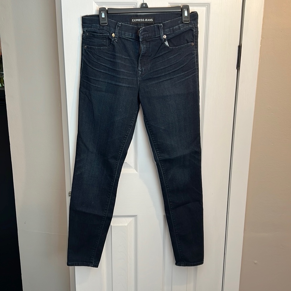 Express Size 6, dark denim ankle legging, mid rise